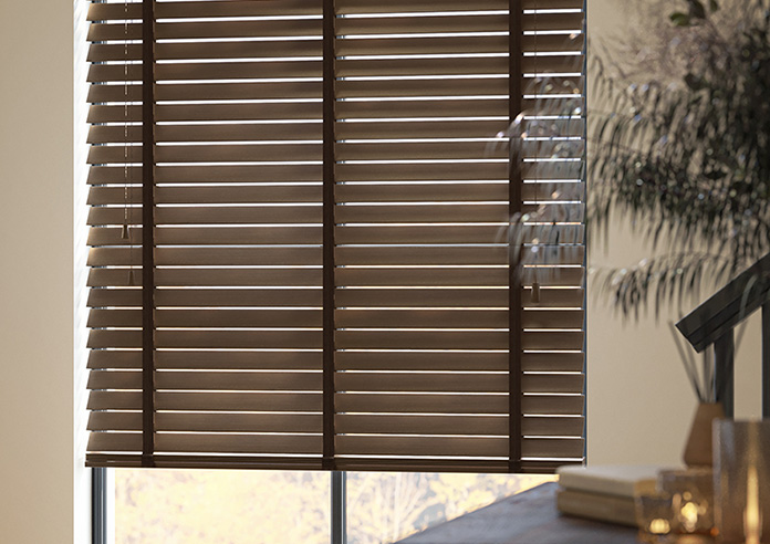 Kalmar Deluxe, Jacobean Oak - Venetian Blind - Image 5